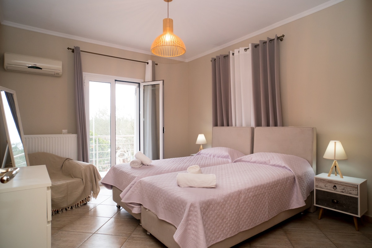 panos taverna restaurant laganas grill house food 